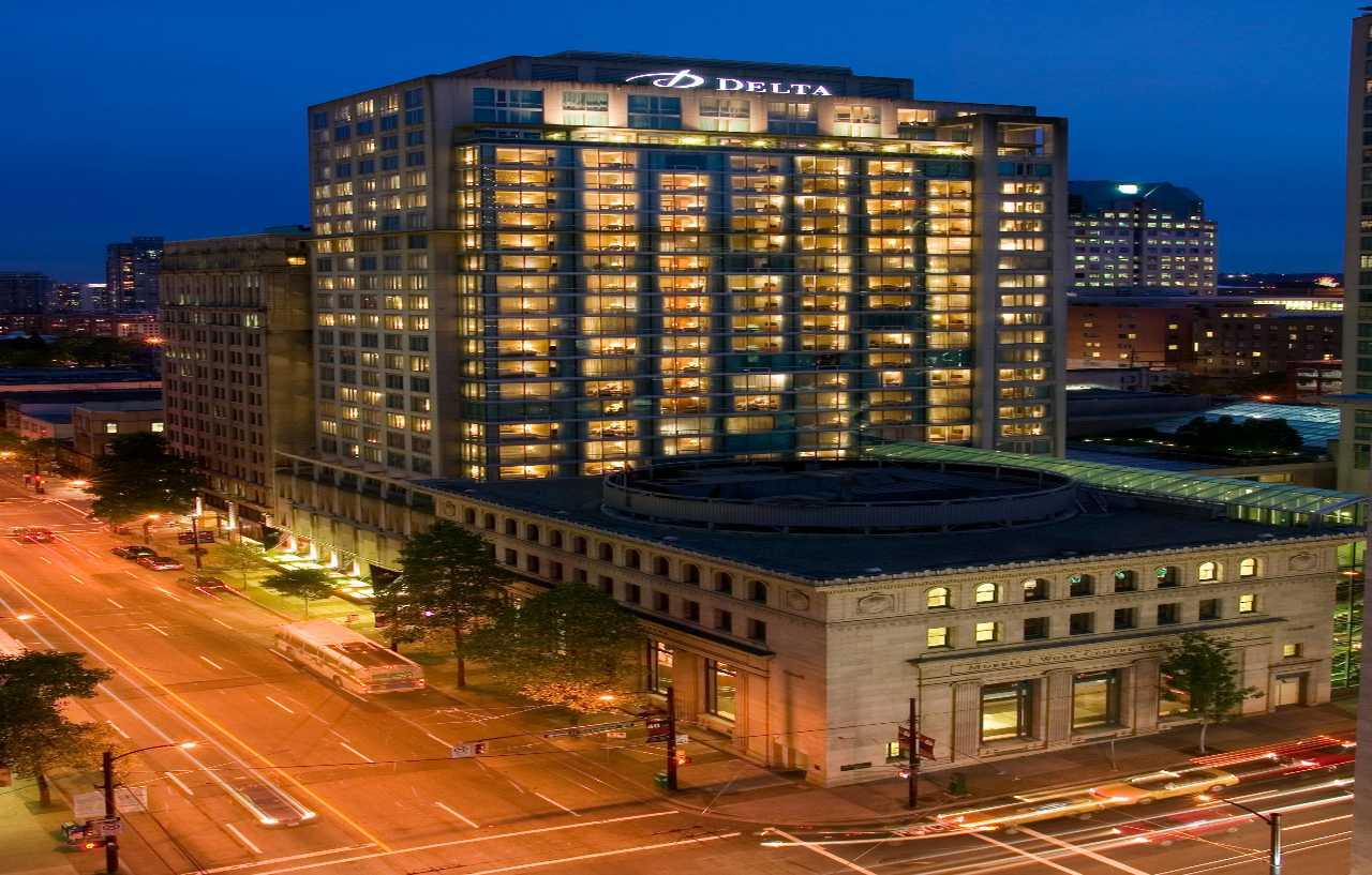 Delta Hotels By Marriott Vancouver Downtown Suites Exterior photo